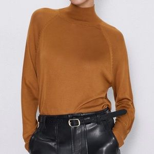 MOCK NECK SWEATER